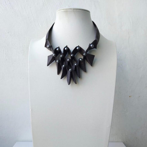Collar H0271 - Grey origami collar